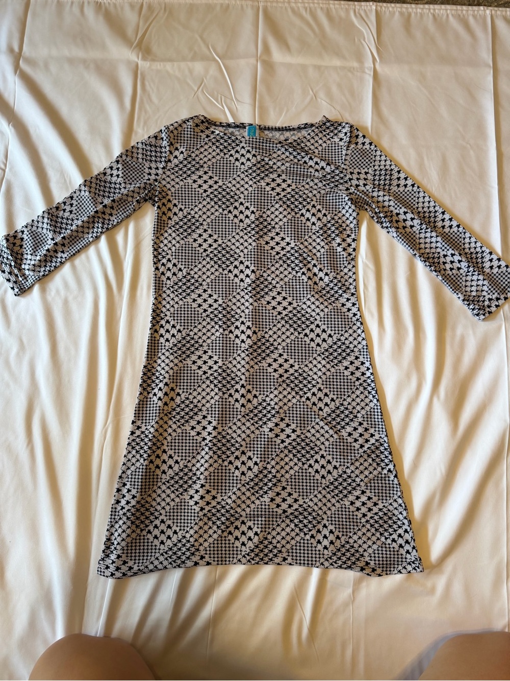 Express Black and White Geometric-Print Midi Dress